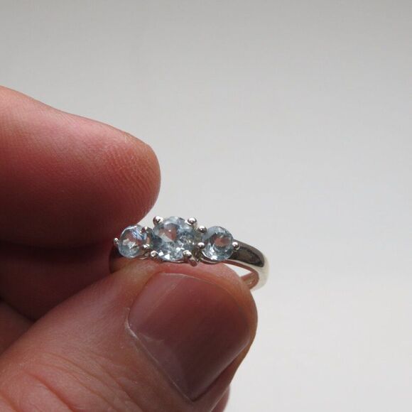 *925 Sterling Silver Genuine Topaz Ring - Picture 4 of 4